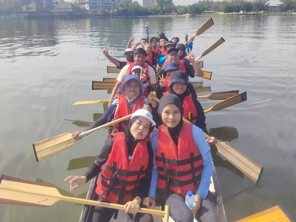 Pic 2_Dragon Boat